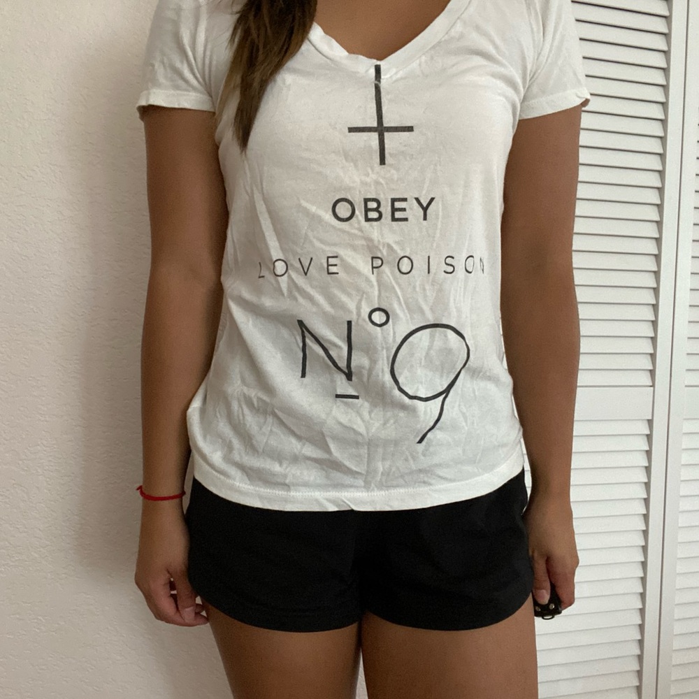 Obey T-shirt
